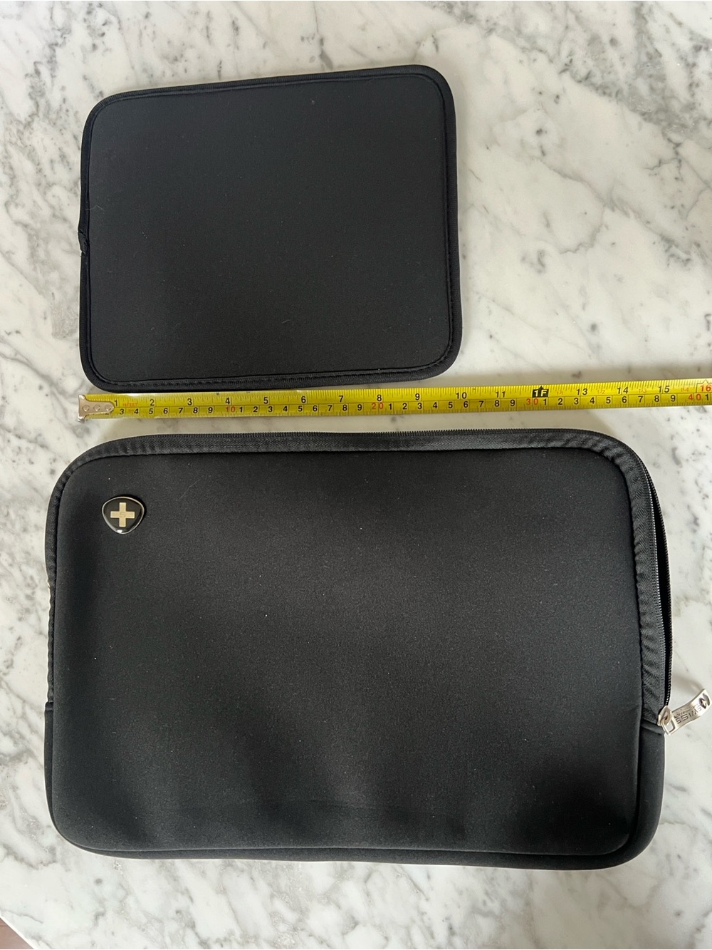 Laptop case - Picture 2 of 4